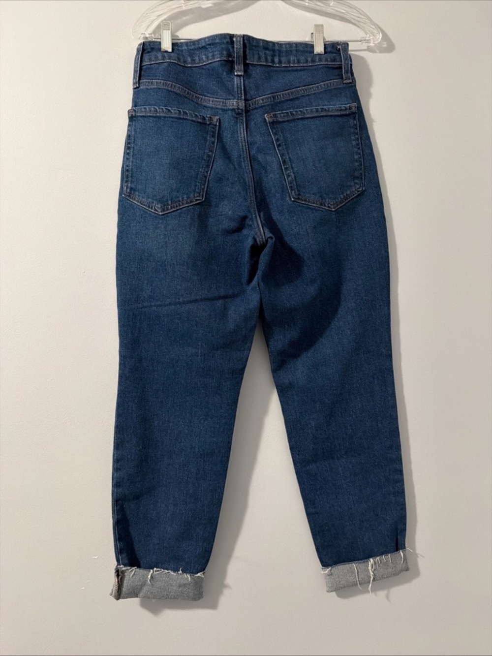 The Old Navy High Rise O.G. Straight Secret Slim Pockets in size 6/28 - Picture 6 of 9